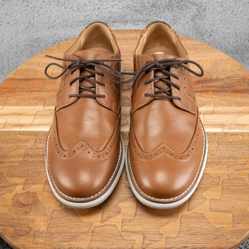 Johnston & Murphy Boys BK-Holden Wingtip Oxford – Size 3.5 M – Dress Shoe
